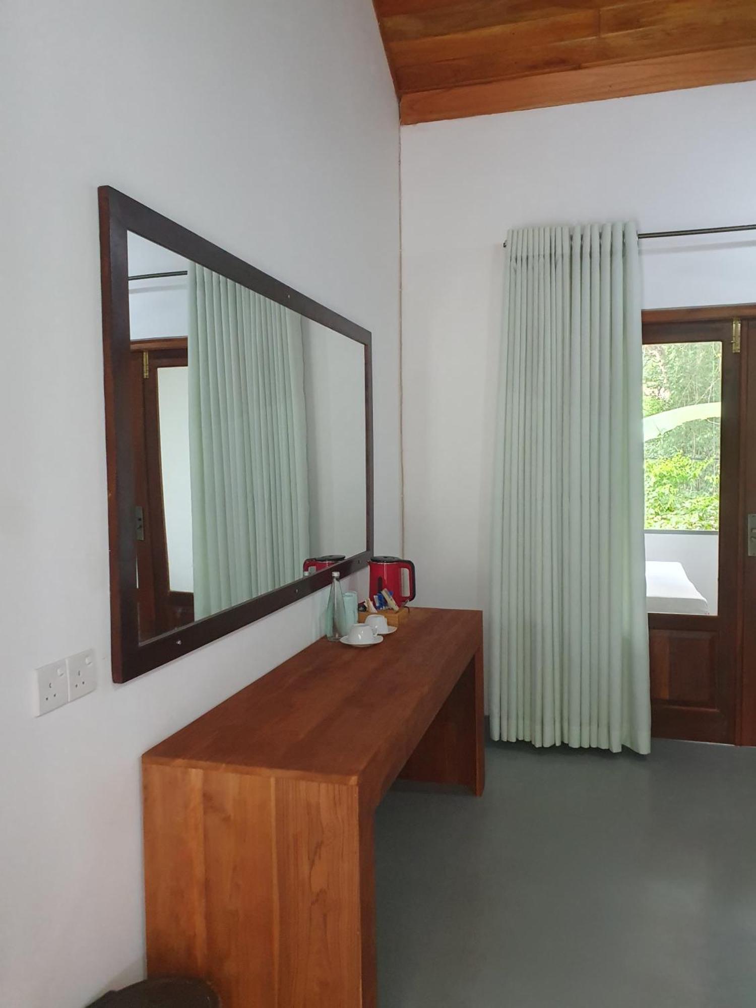 Wilpattu Corridor Leisure Hotel Exterior foto